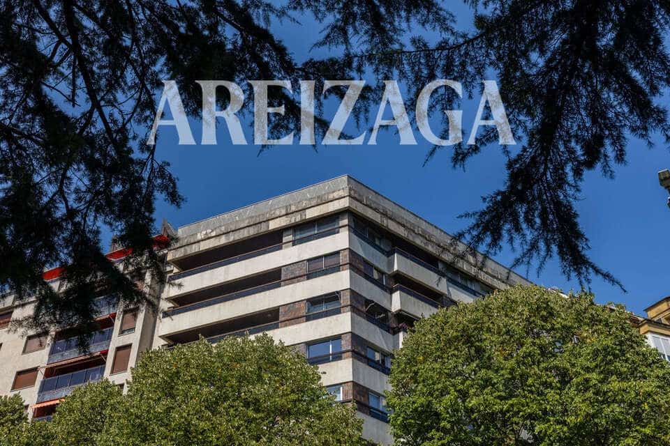Piso de 5 habitaciones en Donostia-San Sebastián en venta con garaje - 1.350.000 € (Ref: 10093829)