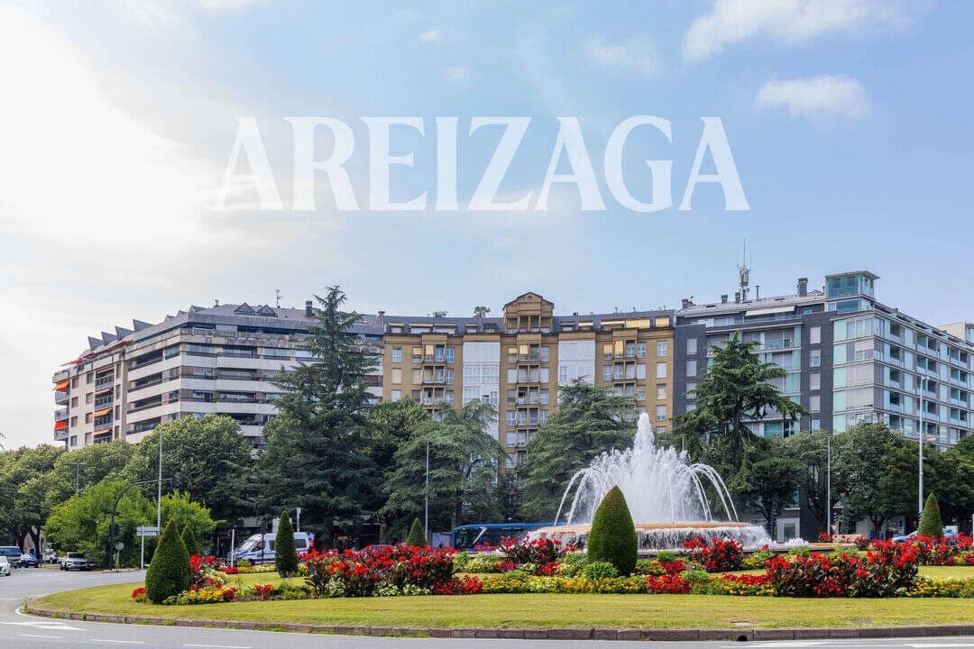 Piso de 5 habitaciones en Donostia-San Sebastián en venta con garaje - 1.350.000 € (Ref: 10093829)