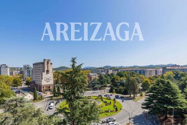 Piso de 5 habitaciones en Donostia-San Sebastián en venta con garaje - 1.350.000 € (Ref: 10093829)
