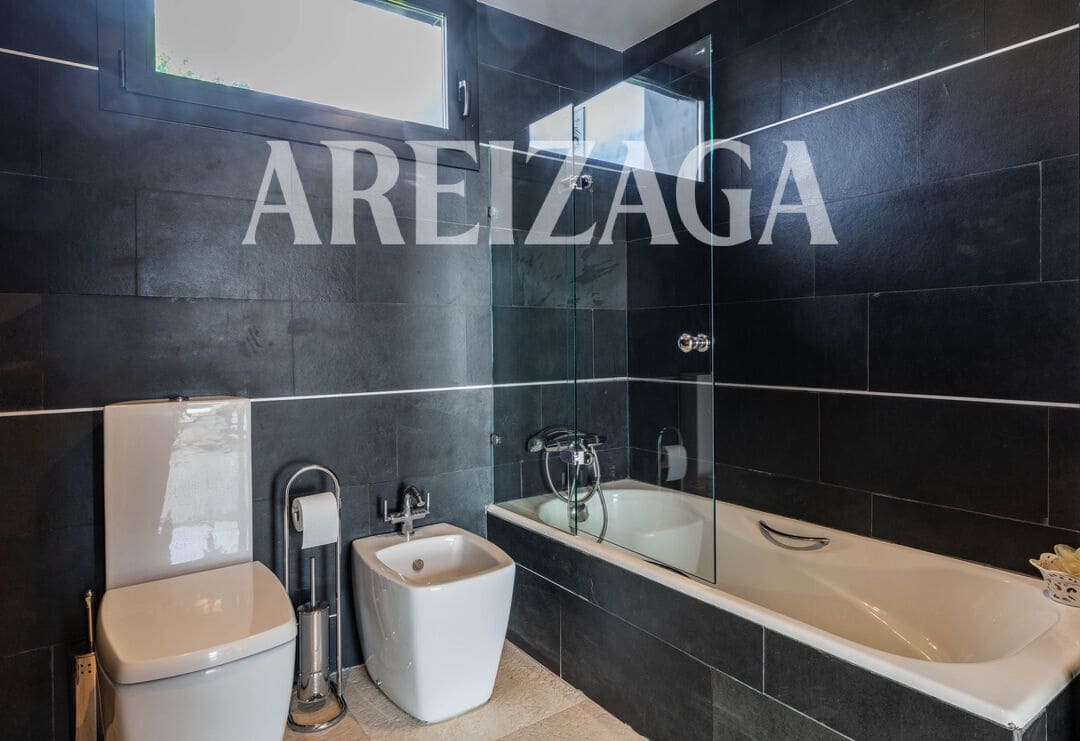 4 Zimmer Haus zu verkaufen in Donostia-San Sebastian mit Pool Garage - 1.950.000 € (Ref: 10154449)