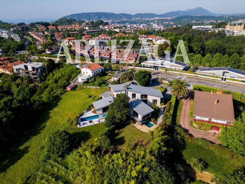 4 Zimmer Haus zu verkaufen in Donostia-San Sebastian mit Pool Garage - 1.950.000 € (Ref: 10154449)