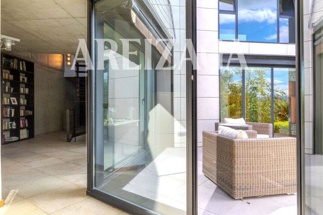 4 soveværelse Byhus til salg i Donostia-San Sebastian med swimmingpool garage - € 1.950.000 (Ref: 10154449)
