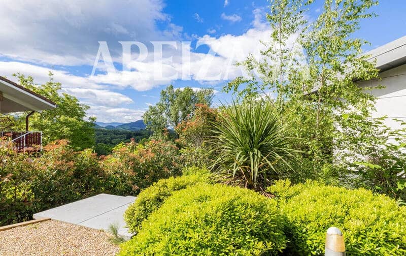 4 soveværelse Byhus til salg i Donostia-San Sebastian med swimmingpool garage - € 1.950.000 (Ref: 10154449)