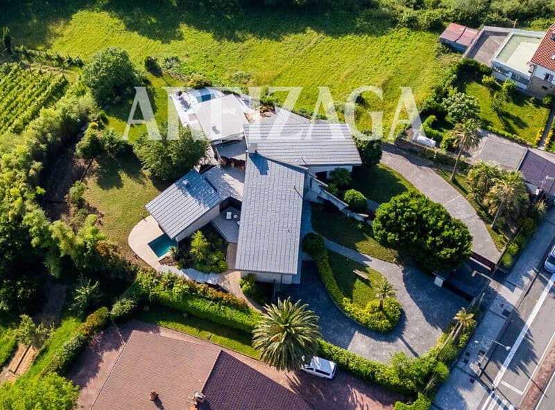 4 soveværelse Byhus til salg i Donostia-San Sebastian med swimmingpool garage - € 1.950.000 (Ref: 10154449)