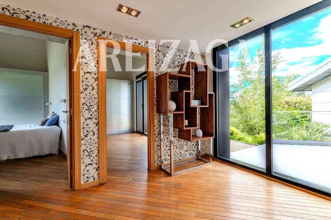 4 soveværelse Byhus til salg i Donostia-San Sebastian med swimmingpool garage - € 1.950.000 (Ref: 10154449)