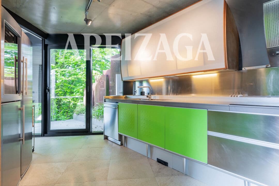 4 soveværelse Byhus til salg i Donostia-San Sebastian med swimmingpool garage - € 1.950.000 (Ref: 10154449)