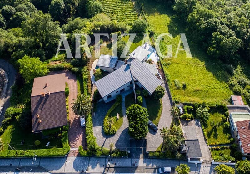 4 soveværelse Byhus til salg i Donostia-San Sebastian med swimmingpool garage - € 1.950.000 (Ref: 10154449)