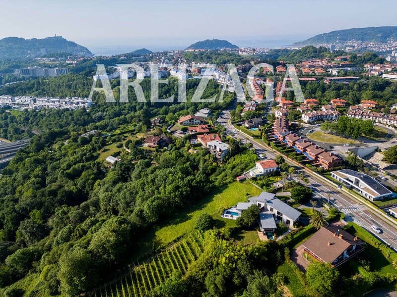 4 soveværelse Byhus til salg i Donostia-San Sebastian med swimmingpool garage - € 1.950.000 (Ref: 10154449)