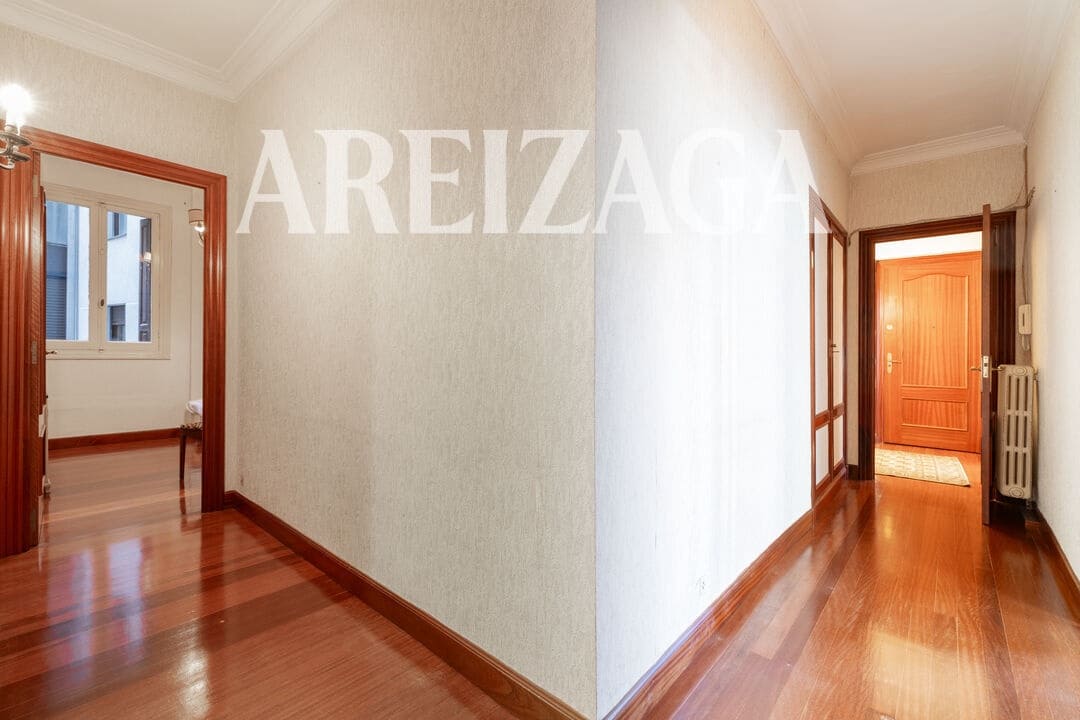 4 soveværelse Lejlighed til salg i Donostia-San Sebastian - € 984.500 (Ref: 10158575)