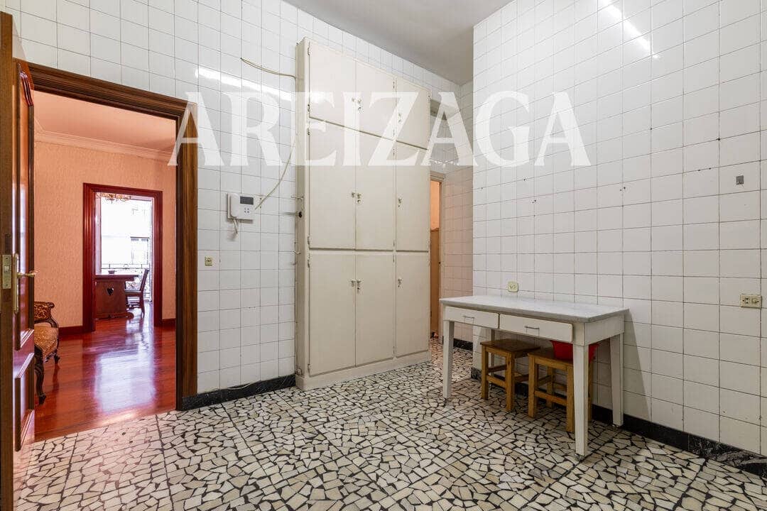 4 soveværelse Lejlighed til salg i Donostia-San Sebastian - € 984.500 (Ref: 10158575)