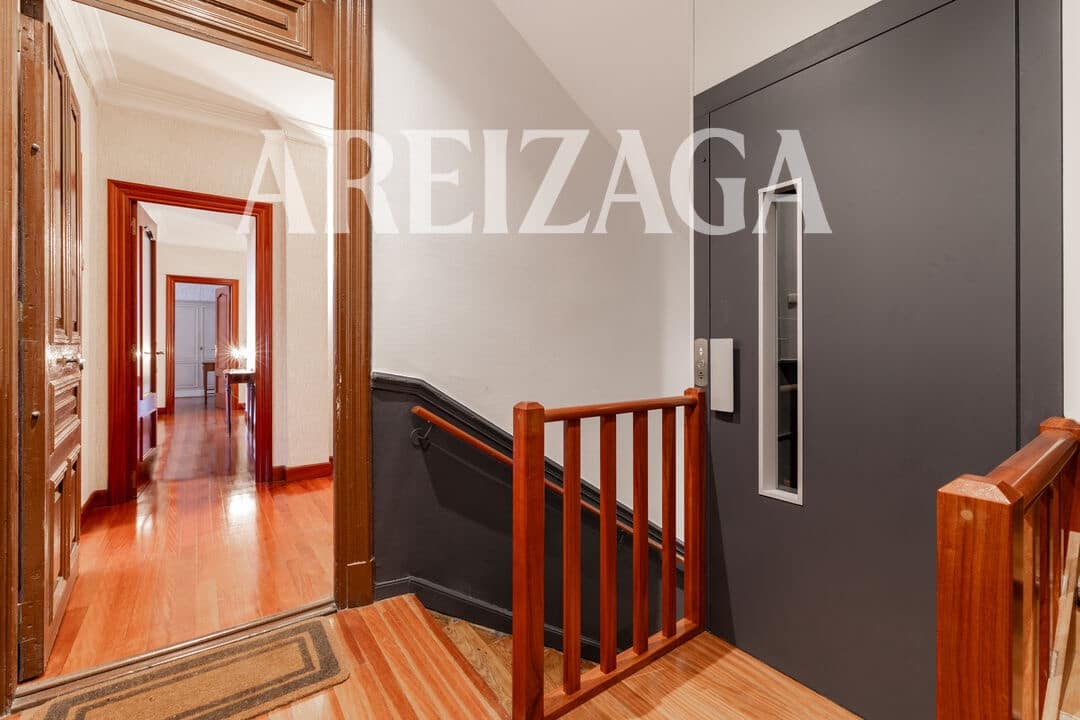 4 soveværelse Lejlighed til salg i Donostia-San Sebastian - € 984.500 (Ref: 10158575)