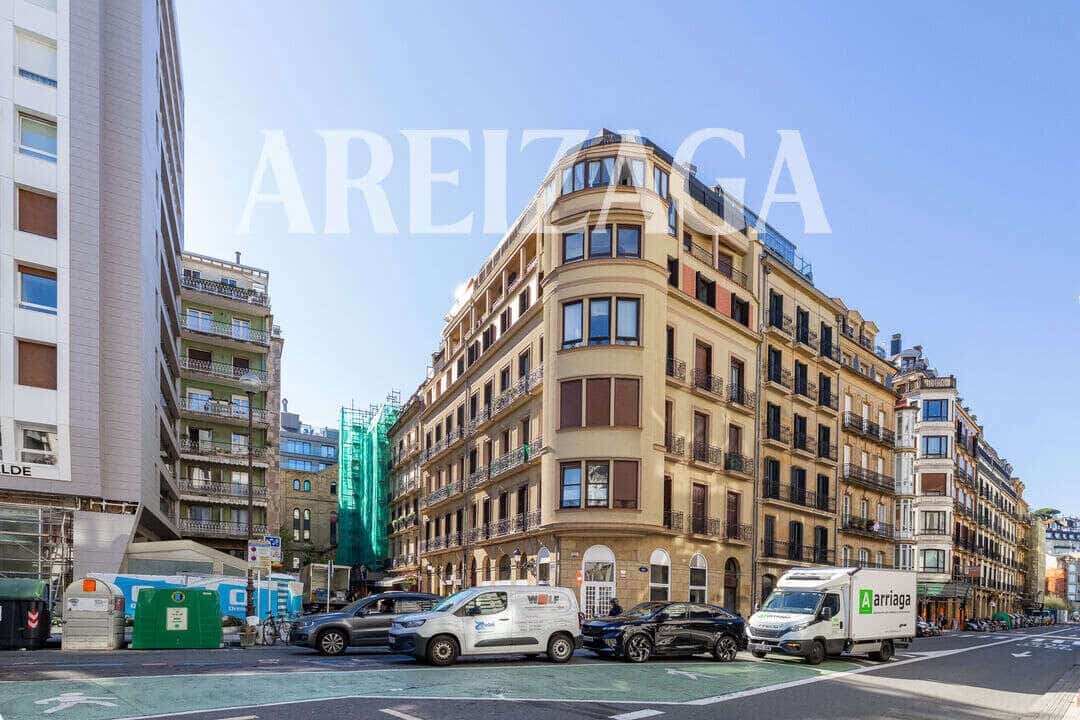 4 soveværelse Lejlighed til salg i Donostia-San Sebastian - € 984.500 (Ref: 10158575)
