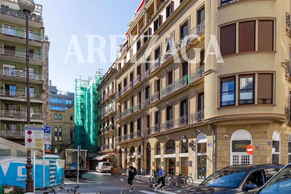 4 soveværelse Lejlighed til salg i Donostia-San Sebastian - € 984.500 (Ref: 10158575)