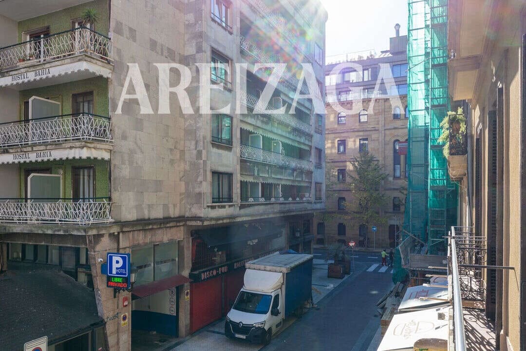 4 soveværelse Lejlighed til salg i Donostia-San Sebastian - € 984.500 (Ref: 10158575)