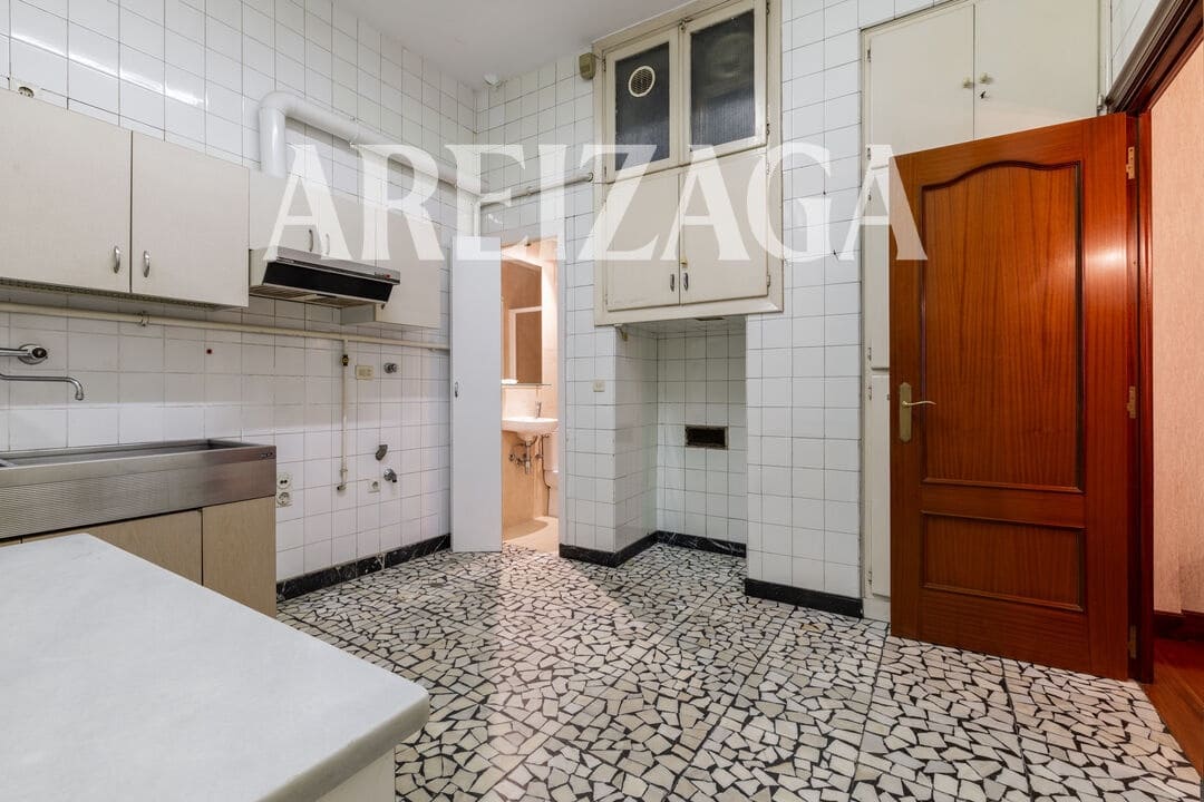 4 soveværelse Lejlighed til salg i Donostia-San Sebastian - € 984.500 (Ref: 10158575)