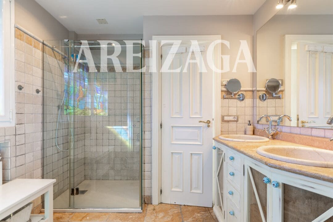 5 soveværelse Byhus til salg i Donostia-San Sebastian med garage - € 1.495.000 (Ref: 10165892)