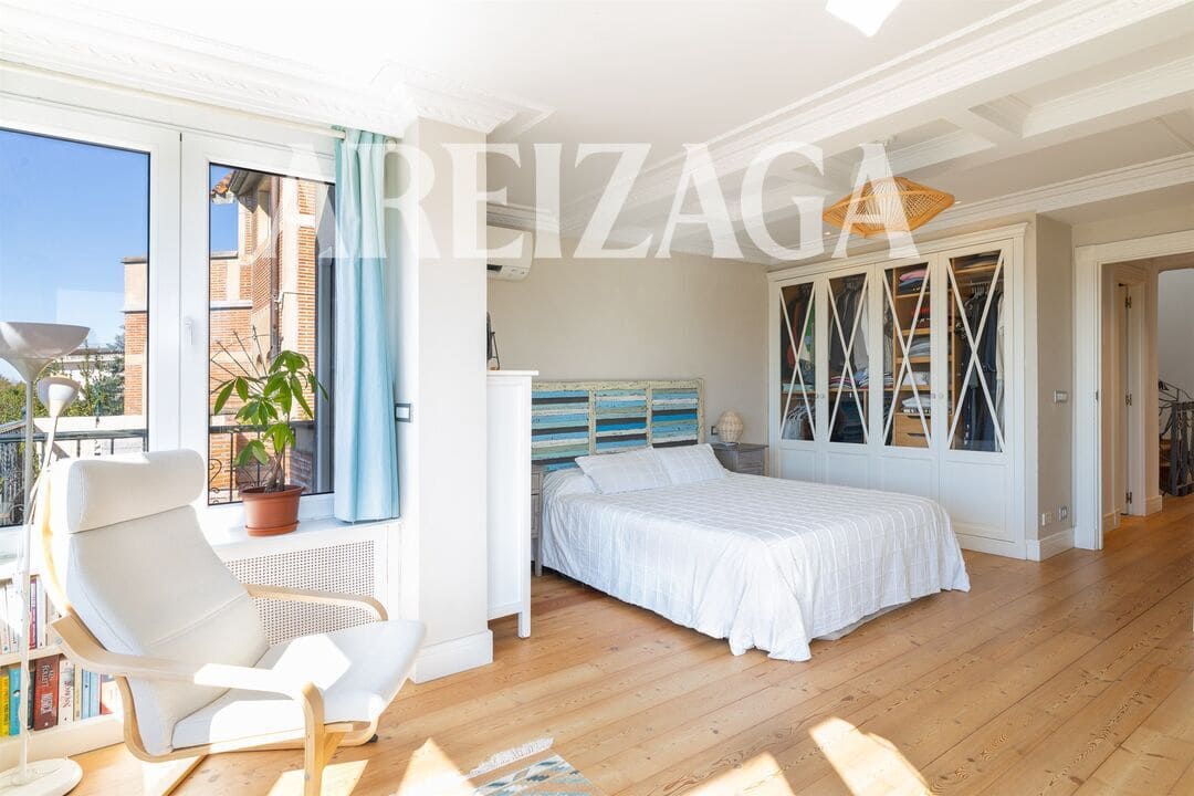 5 soveværelse Byhus til salg i Donostia-San Sebastian med garage - € 1.495.000 (Ref: 10165892)