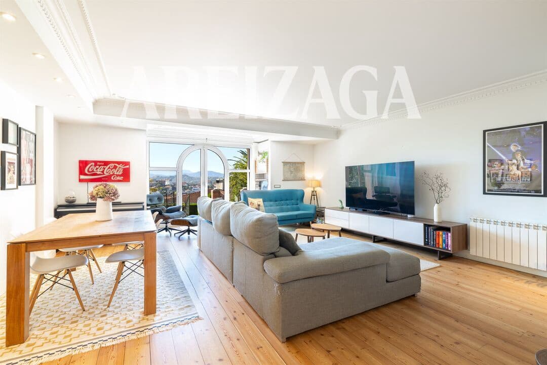 5 soveværelse Byhus til salg i Donostia-San Sebastian med garage - € 1.495.000 (Ref: 10165892)