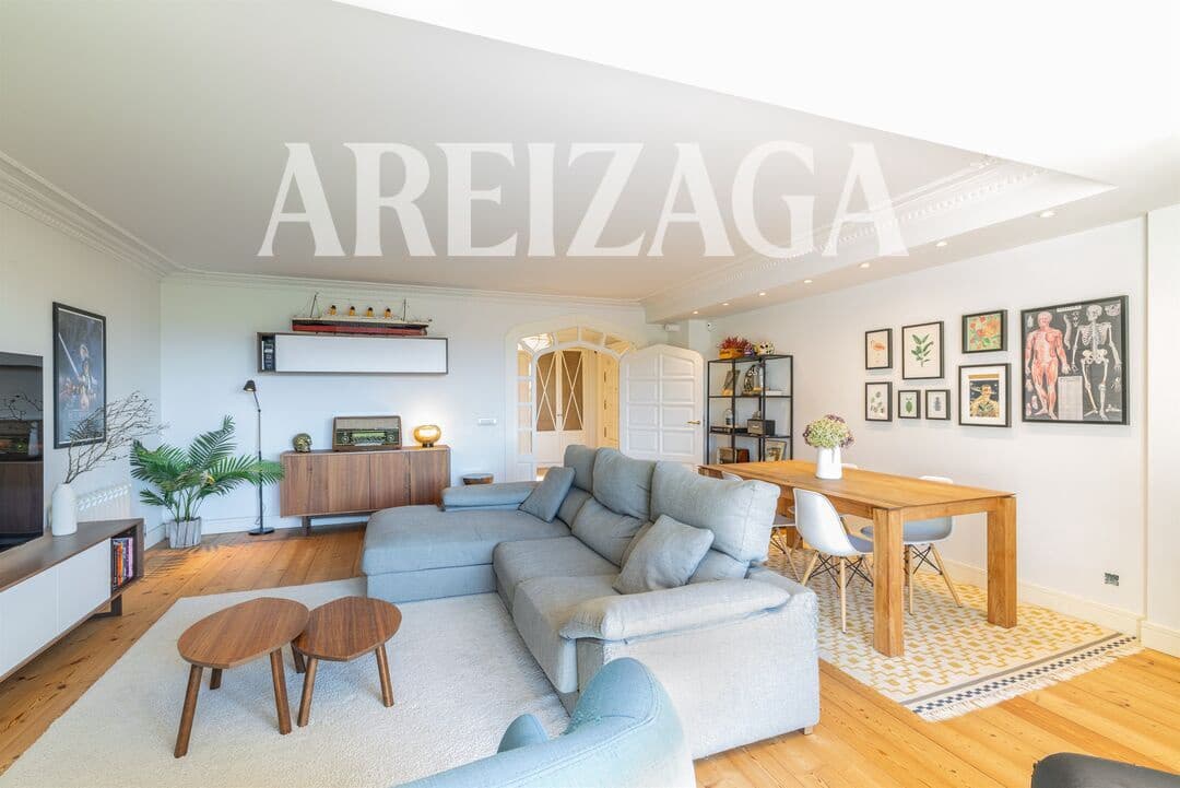 5 soveværelse Byhus til salg i Donostia-San Sebastian med garage - € 1.495.000 (Ref: 10165892)