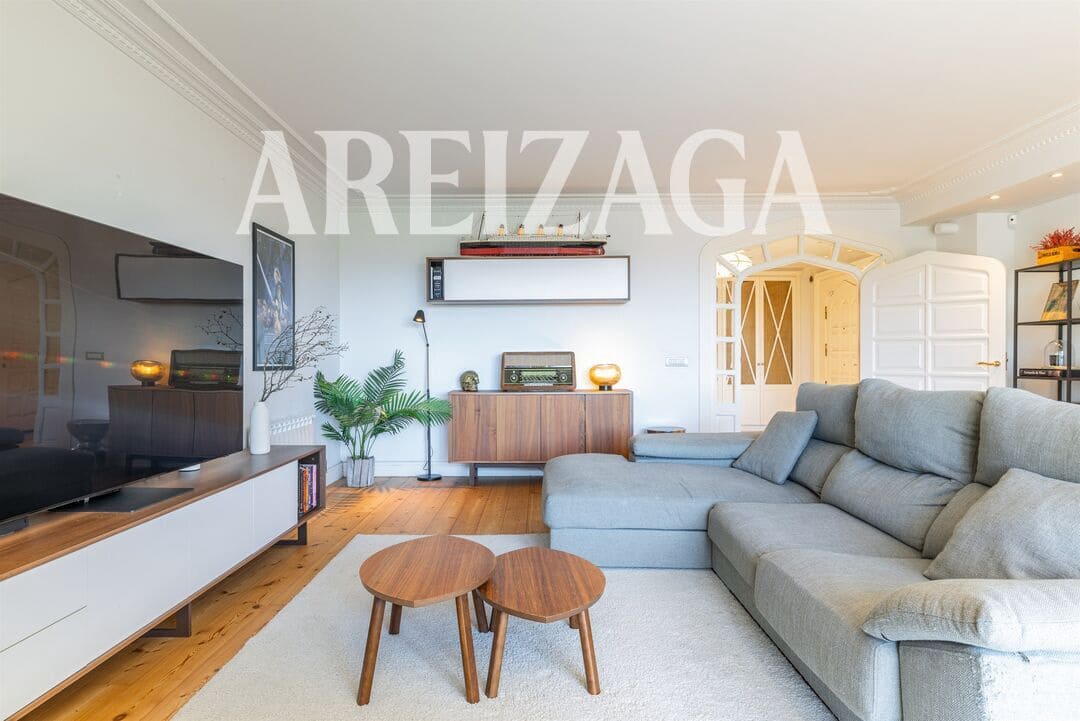 5 soveværelse Byhus til salg i Donostia-San Sebastian med garage - € 1.495.000 (Ref: 10165892)