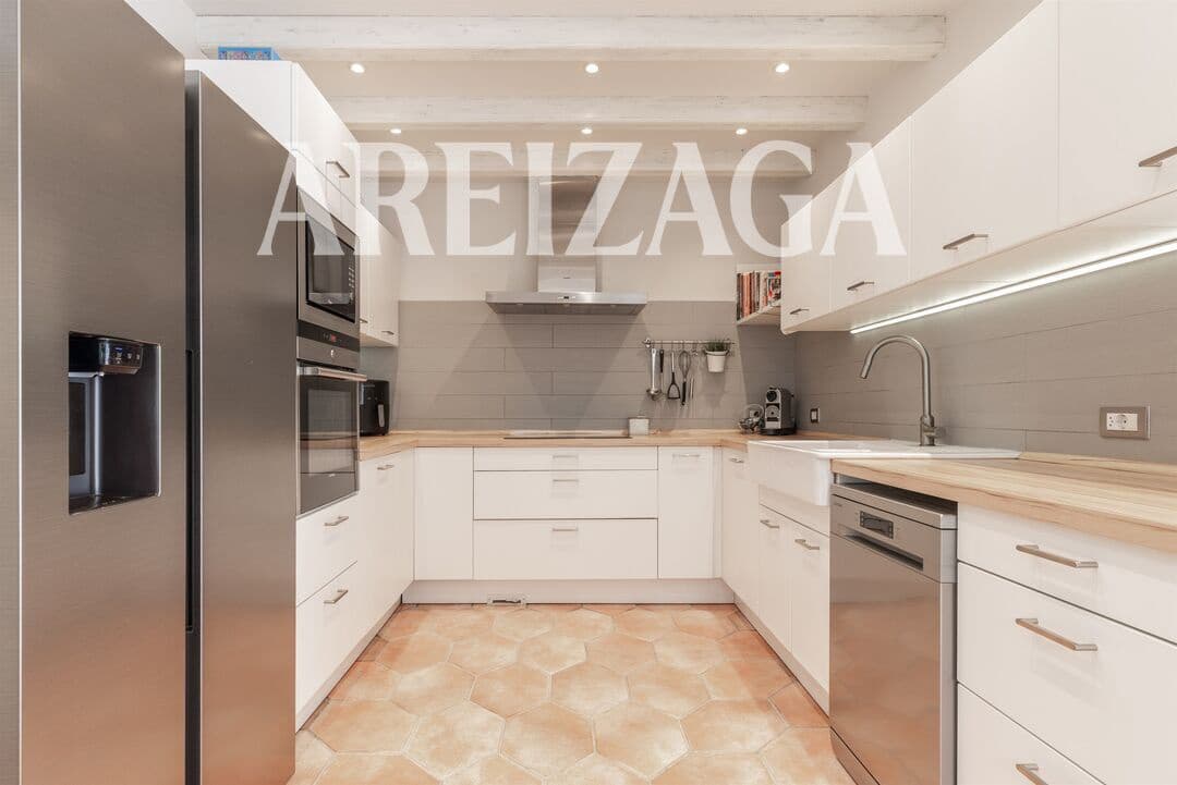 5 soveværelse Byhus til salg i Donostia-San Sebastian med garage - € 1.495.000 (Ref: 10165892)