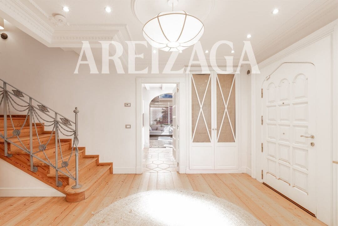 5 soveværelse Byhus til salg i Donostia-San Sebastian med garage - € 1.495.000 (Ref: 10165892)