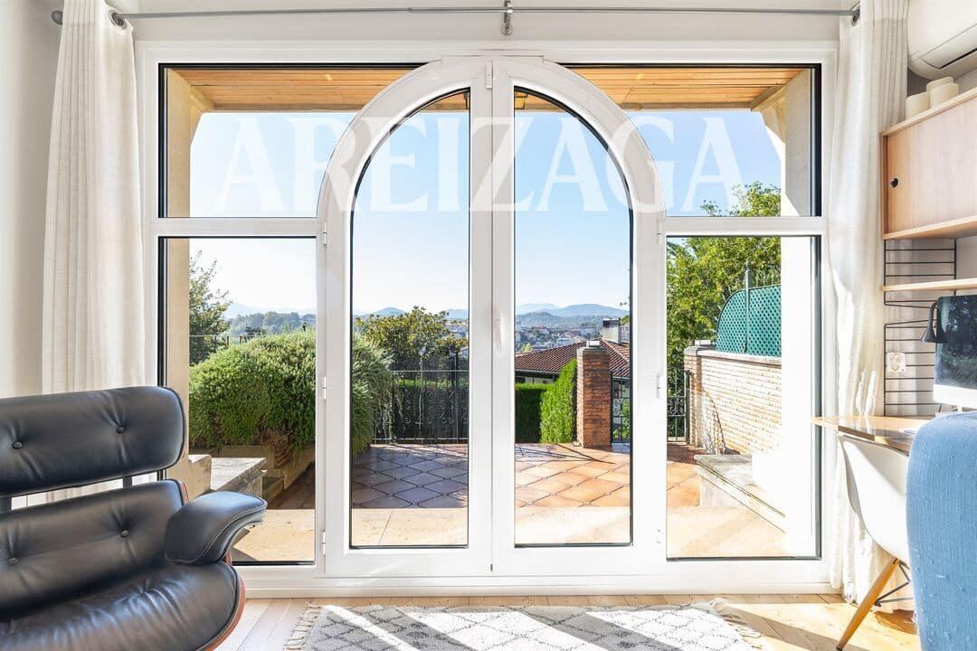 5 soveværelse Byhus til salg i Donostia-San Sebastian med garage - € 1.495.000 (Ref: 10165892)