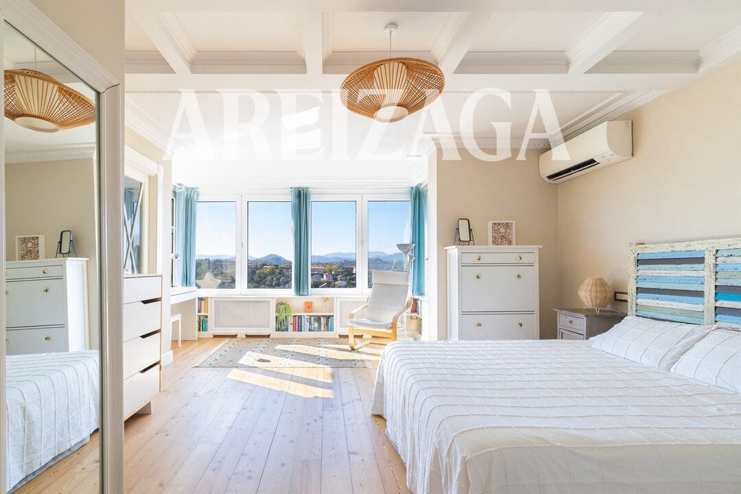 5 soveværelse Byhus til salg i Donostia-San Sebastian med garage - € 1.495.000 (Ref: 10165892)