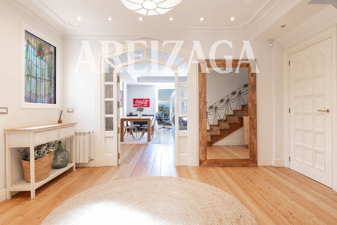5 soveværelse Byhus til salg i Donostia-San Sebastian med garage - € 1.495.000 (Ref: 10165892)