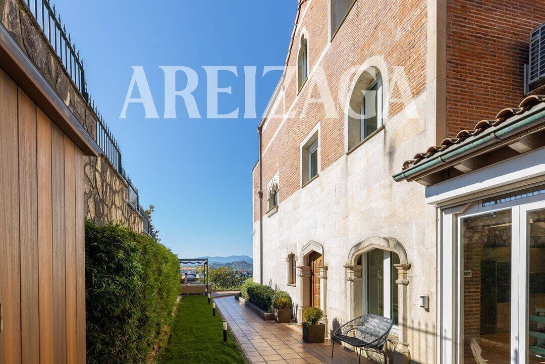 5 soveværelse Byhus til salg i Donostia-San Sebastian med garage - € 1.495.000 (Ref: 10165892)