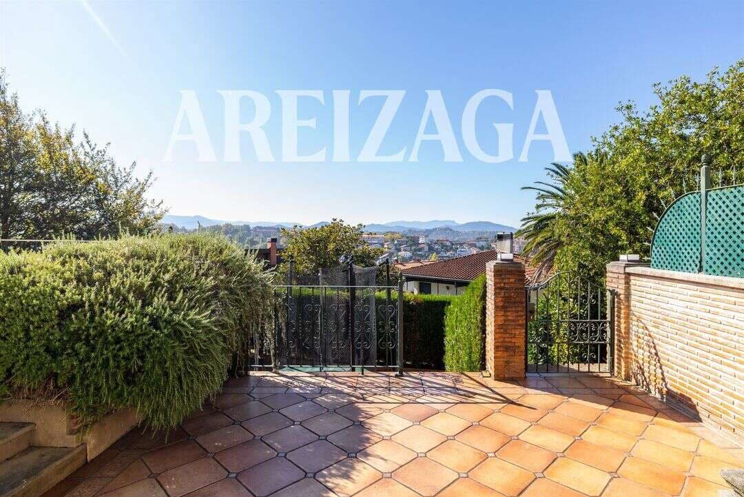 5 soveværelse Byhus til salg i Donostia-San Sebastian med garage - € 1.495.000 (Ref: 10165892)