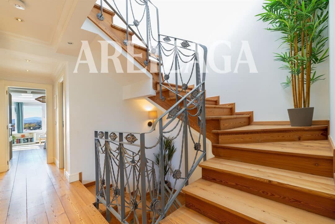 5 soveværelse Byhus til salg i Donostia-San Sebastian med garage - € 1.495.000 (Ref: 10165892)