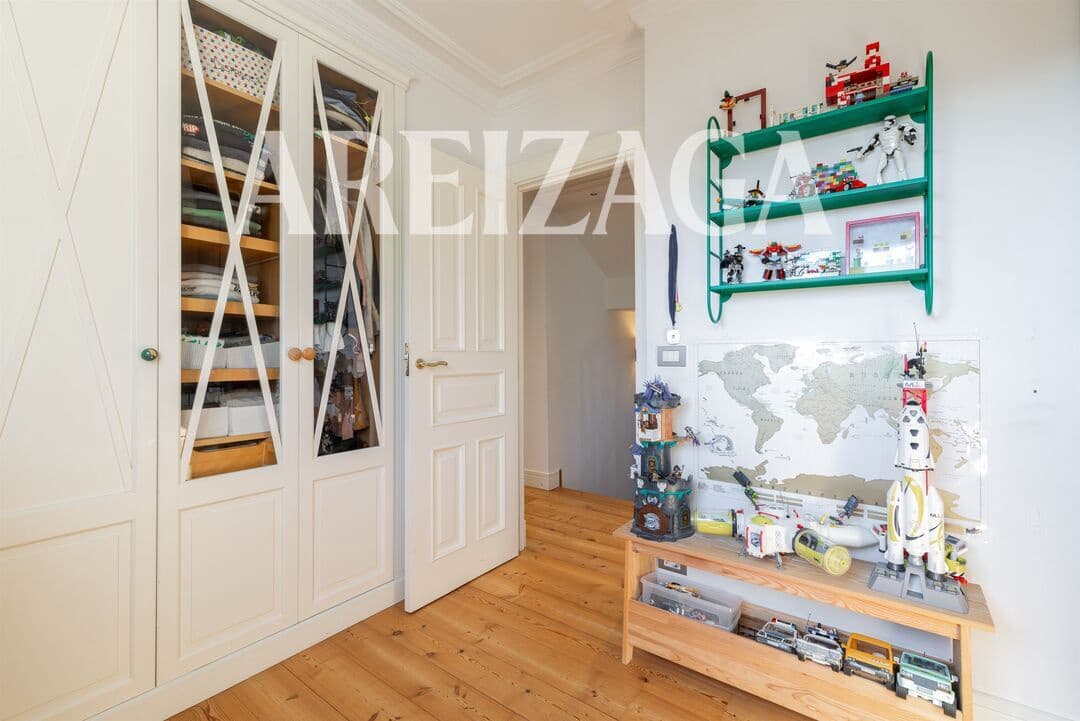 5 soveværelse Byhus til salg i Donostia-San Sebastian med garage - € 1.495.000 (Ref: 10165892)