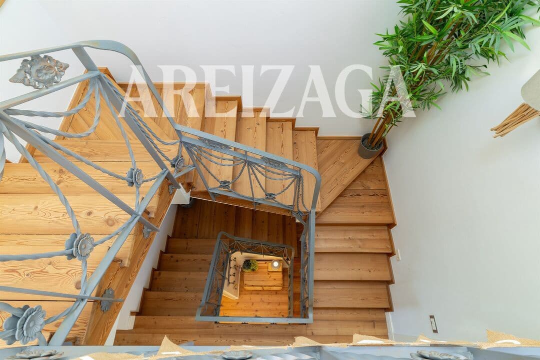 5 soveværelse Byhus til salg i Donostia-San Sebastian med garage - € 1.495.000 (Ref: 10165892)