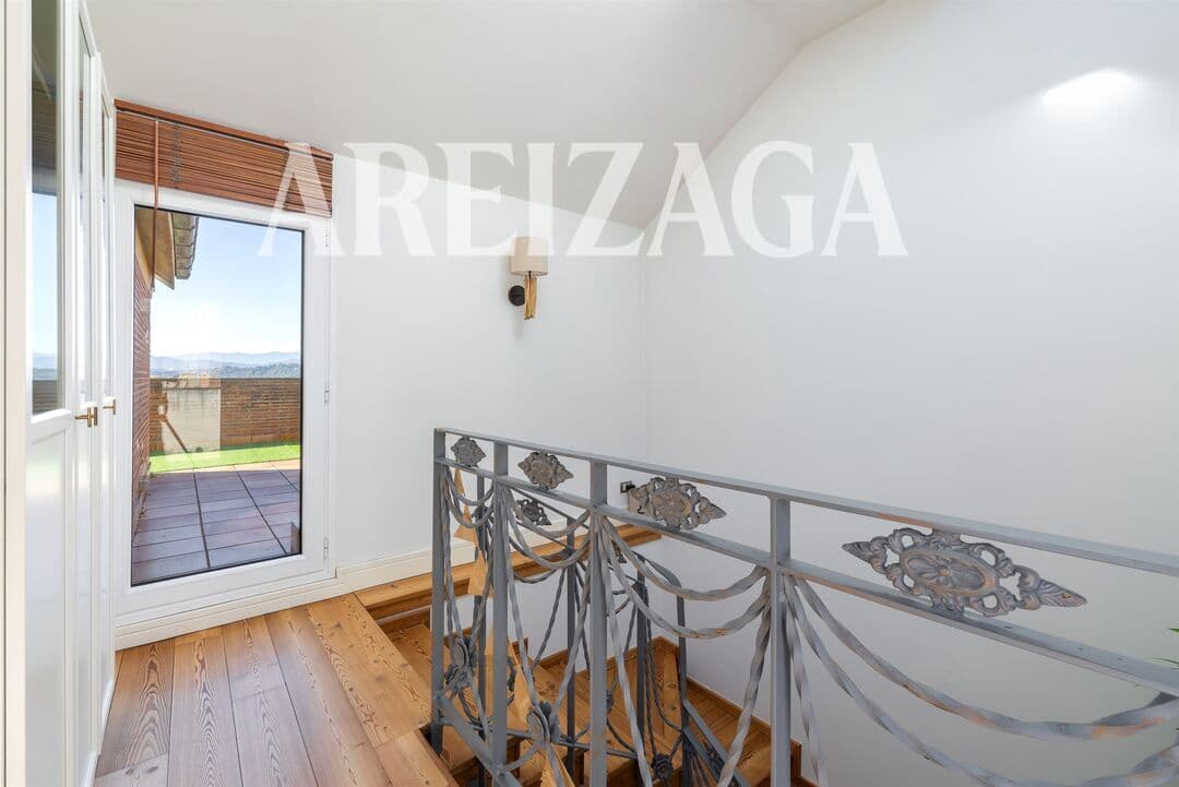 5 soveværelse Byhus til salg i Donostia-San Sebastian med garage - € 1.495.000 (Ref: 10165892)