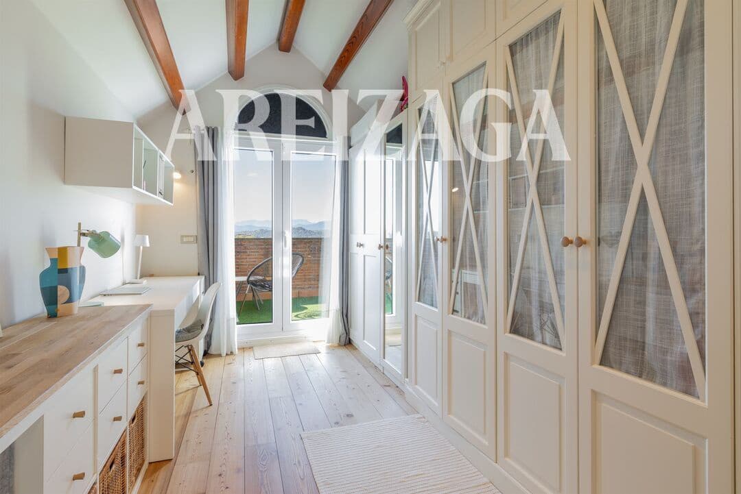 5 soveværelse Byhus til salg i Donostia-San Sebastian med garage - € 1.495.000 (Ref: 10165892)