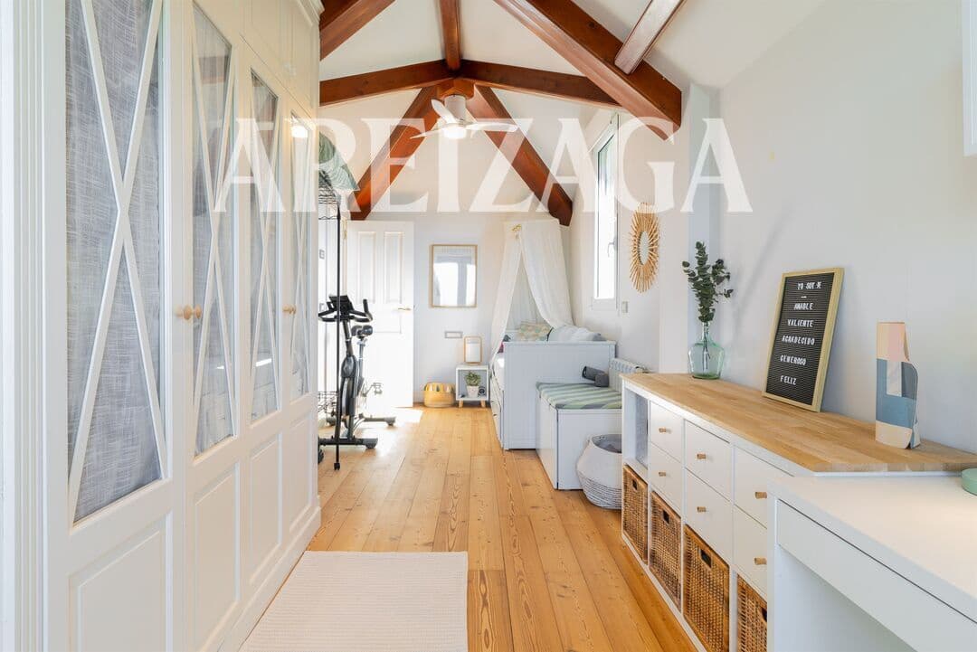 5 soveværelse Byhus til salg i Donostia-San Sebastian med garage - € 1.495.000 (Ref: 10165892)
