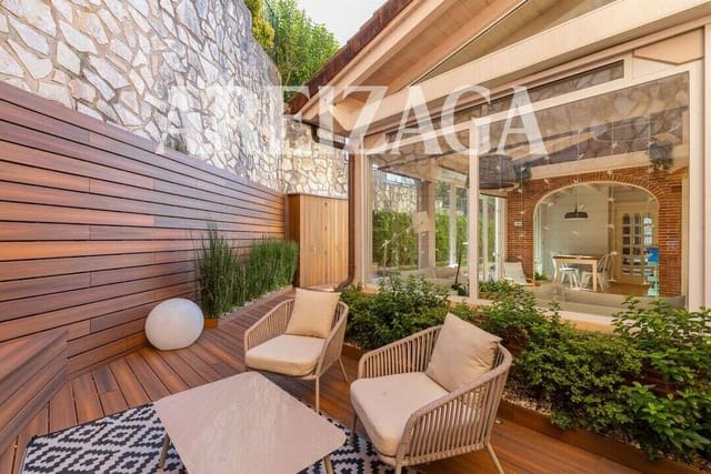 5 soveværelse Byhus til salg i Donostia-San Sebastián med garage - € 1.495.000 (Ref: 10165892)
