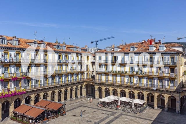4 soveværelse Lejlighed til salg i Donostia-San Sebastián - € 495.000 (Ref: 7466640)