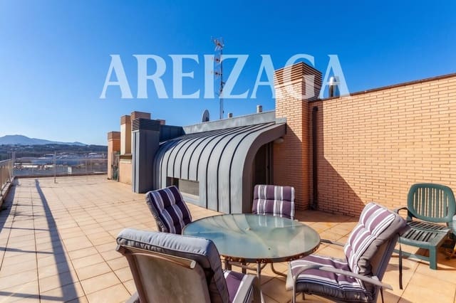 Piso de 3 habitaciones en Donostia-San Sebastián en venta - 895.000 € (Ref: 7466677)