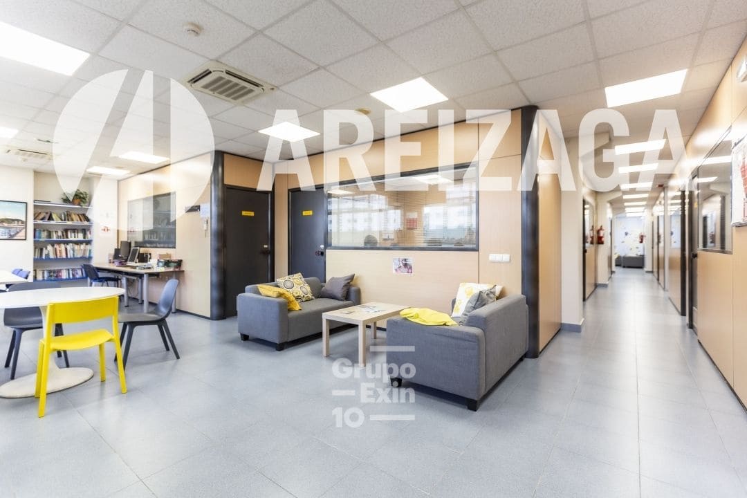 3 soveværelse Erhverv til leje i Donostia-San Sebastian - € 4.950 (Ref: 8050385)