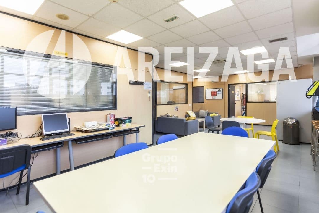 3 soveværelse Erhverv til leje i Donostia-San Sebastian - € 4.950 (Ref: 8050385)