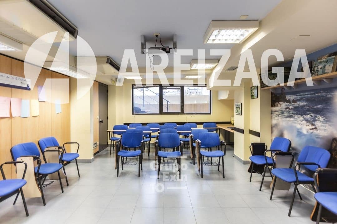 3 soveværelse Erhverv til leje i Donostia-San Sebastian - € 4.950 (Ref: 8050385)