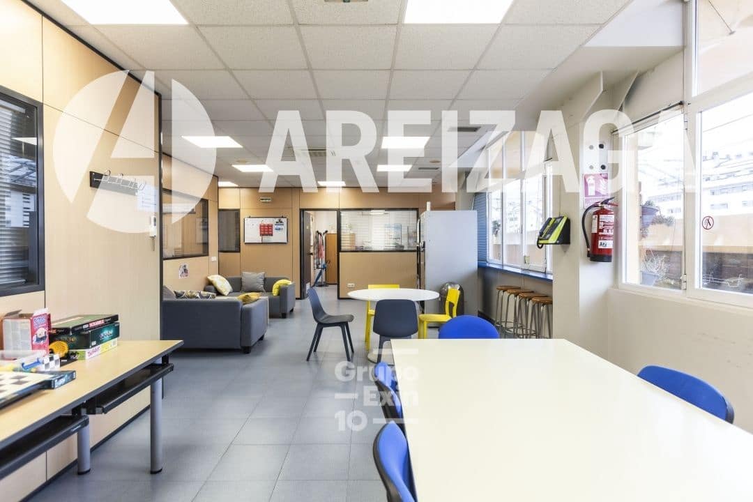 3 soveværelse Erhverv til leje i Donostia-San Sebastian - € 4.950 (Ref: 8050385)