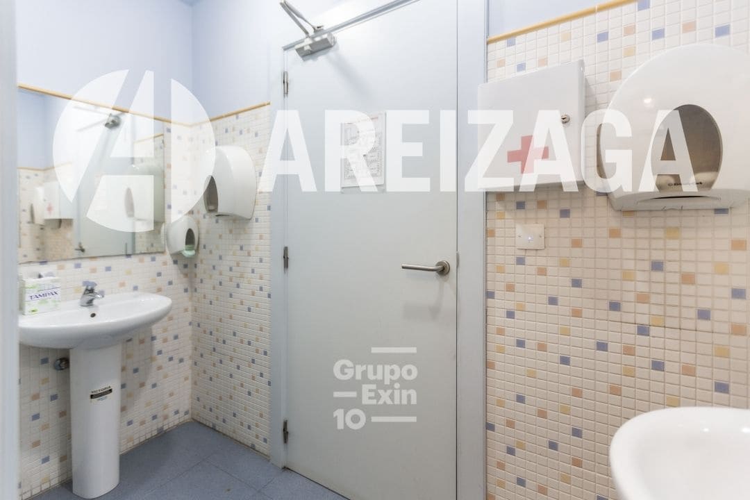 3 soveværelse Erhverv til leje i Donostia-San Sebastian - € 4.950 (Ref: 8050385)