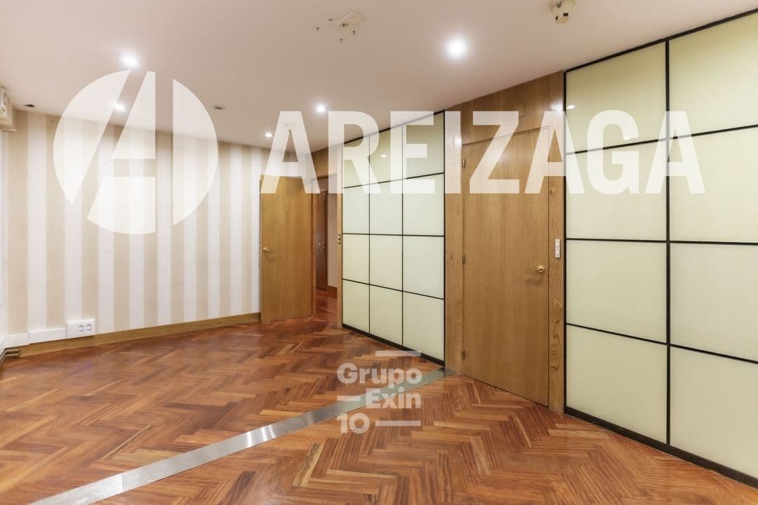 11 soveværelse Lejlighed til salg i Donostia-San Sebastian - € 3.800.000 (Ref: 8052834)