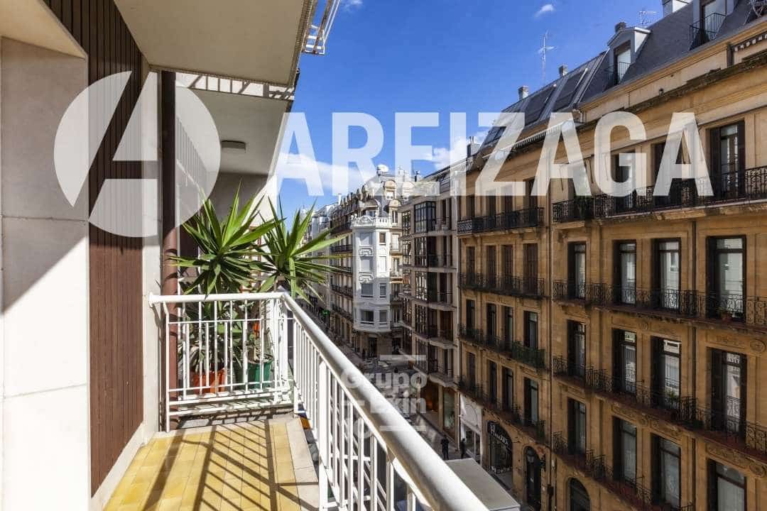 4 chambre Appartement à vendre à Donostia-San Sebastian - 1 450 000 € (Ref: 8208239)