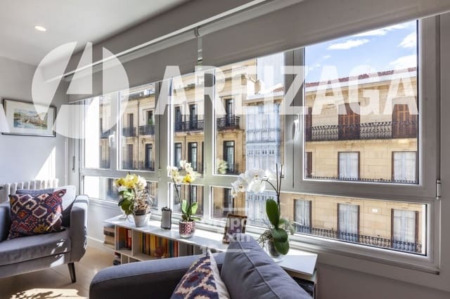 Piso de 4 habitaciones en Donostia-San Sebastián en venta - 1.450.000 € (Ref: 8208239)