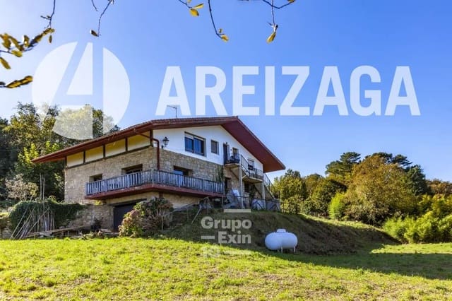 5 bedroom Townhouse for sale in Donostia-San Sebastián - € 2,500,000 (Ref: 8581683)