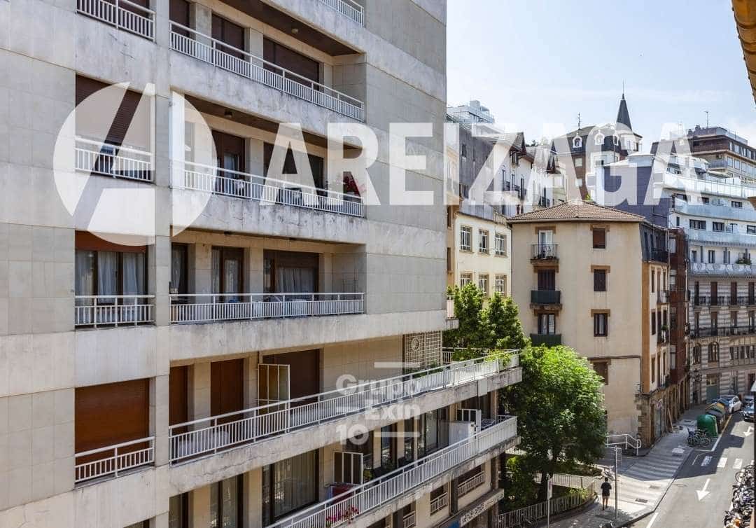 3 makuuhuone Asunto myytävänä paikassa Donostia-San Sebastian - 498 000 € (Ref: 8619296)